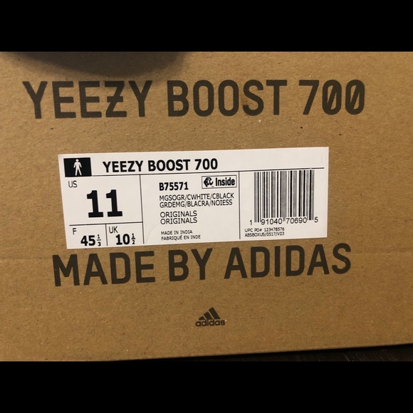 Yeezy 700 Wave Runner - Picture 8 of 8